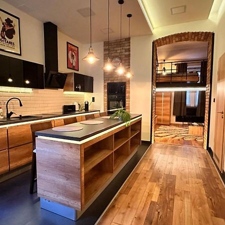 Ultra Modern Home Budapest Ngoại thất bức ảnh