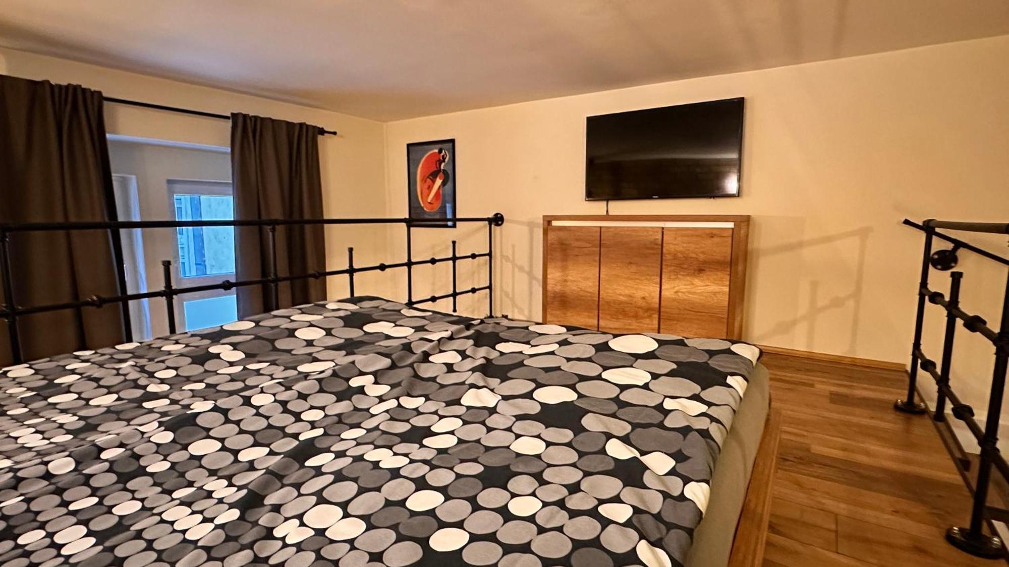Ultra Modern Home Budapest Ngoại thất bức ảnh