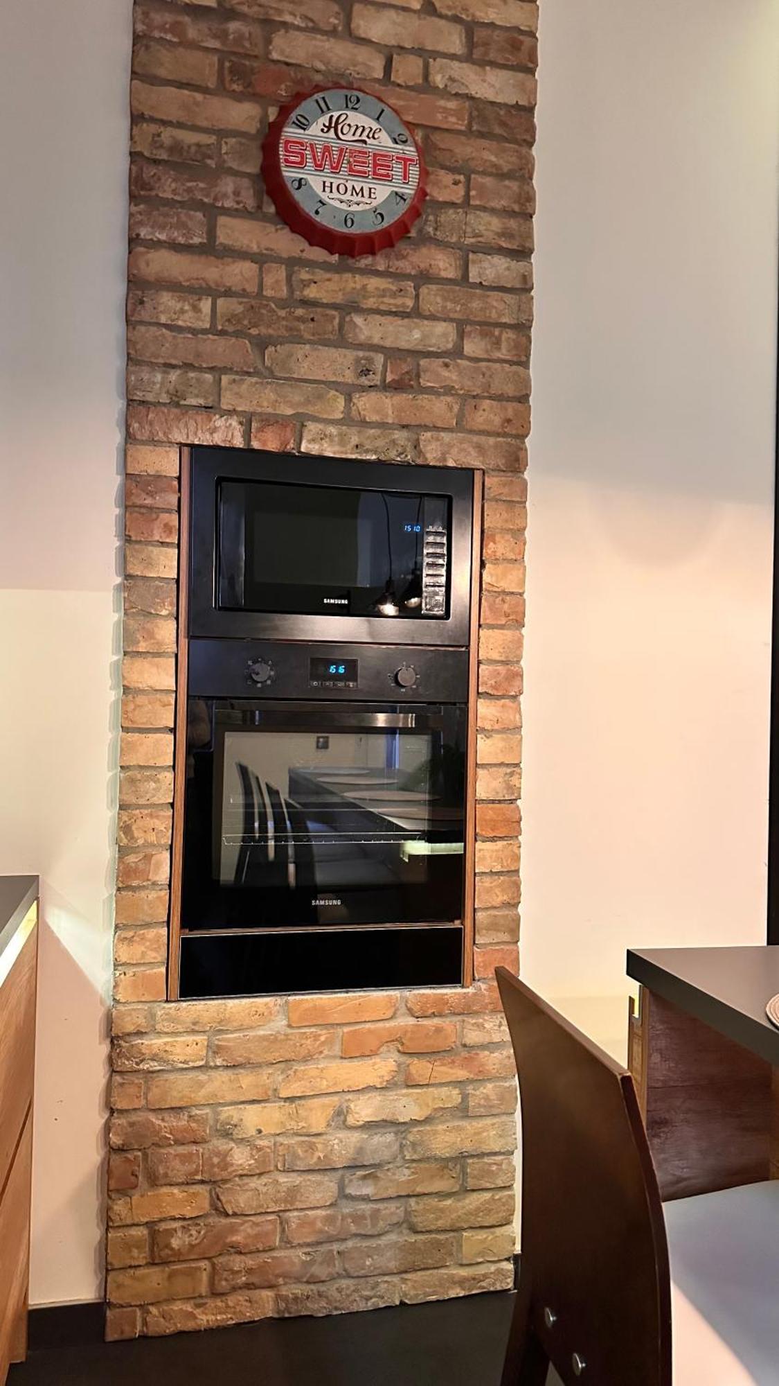 Ultra Modern Home Budapest Ngoại thất bức ảnh