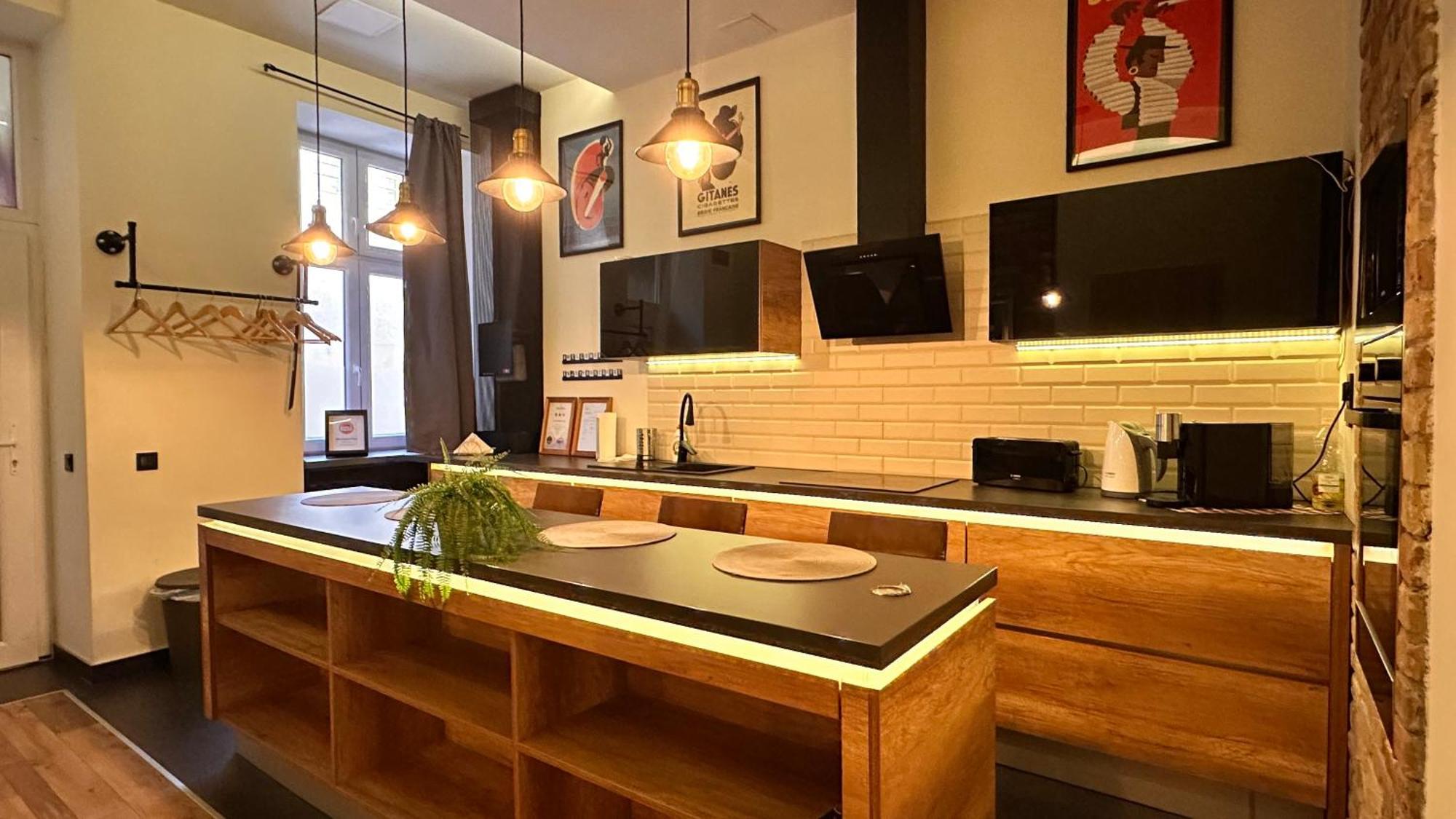 Ultra Modern Home Budapest Ngoại thất bức ảnh