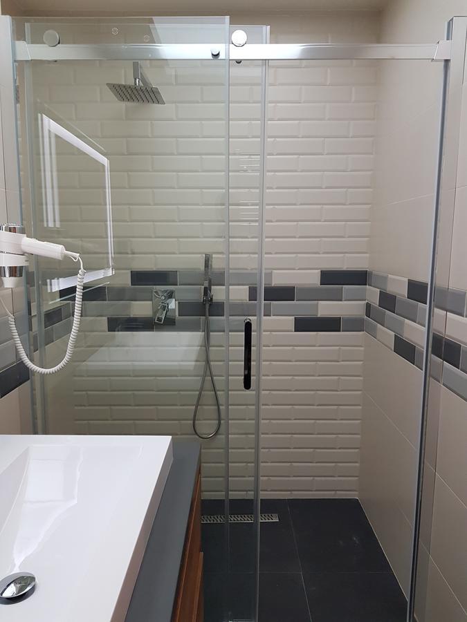 Ultra Modern Home Budapest Ngoại thất bức ảnh